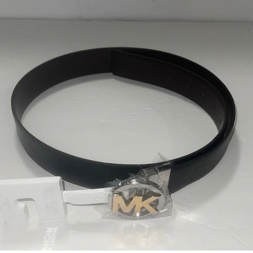 MICHAEL KORS MK Logo Twist Reversible Genuine LEATHER Black & Brown Belt.NWT